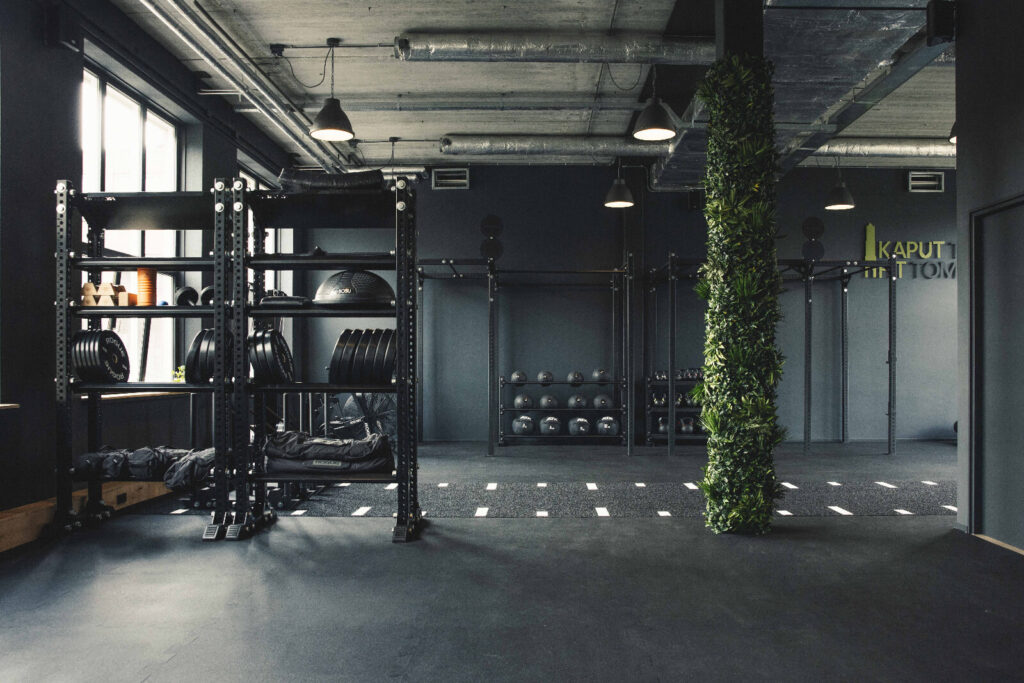 _17A6899